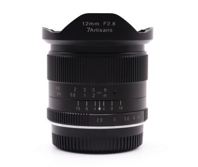 Объектив 7Artisans 12mm f/2.8 Micro 4/3 в упаковке