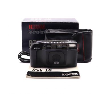 Пленочный фотоаппарат Ricoh RT-550 в упаковке