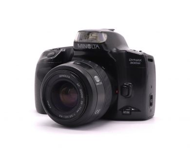 Плёночная камера Minolta Dynax 300si kit