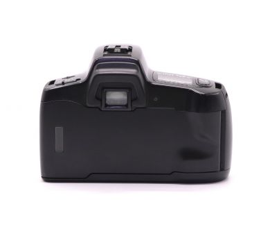 Плёночная камера Minolta Dynax 300si kit