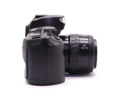 Плёночная камера Minolta Dynax 300si kit