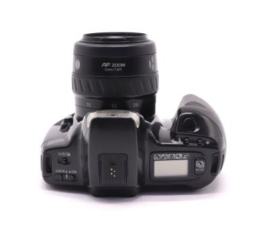 Плёночная камера Minolta Dynax 300si kit