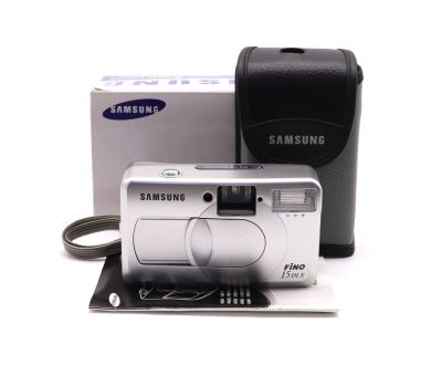Плёночная камера Samsung Fino 15 DLX в упаковке