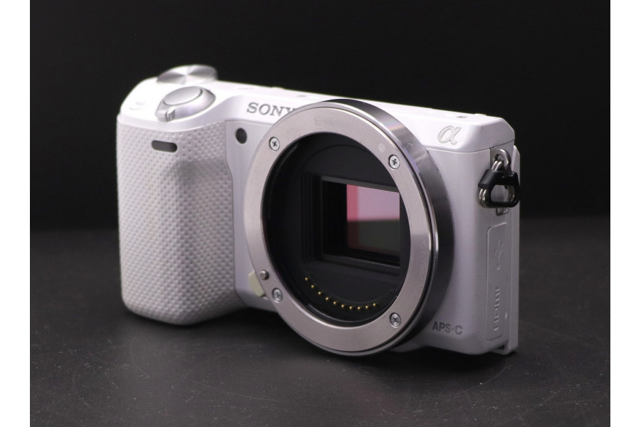 Фотоаппарат Sony Nex-5R body (неисправен)