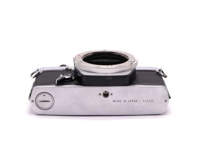 Зеркальный плёночный фотоаппарат Olympus OM-1 body