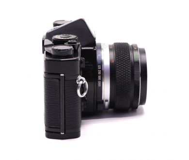 Плёночный фотоаппарат Olympus OM-1 kit черный