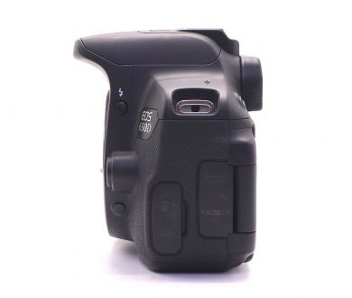 Фотокамера Canon EOS 650D body (пробег 1485 кадров)