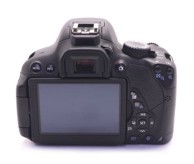 Фотокамера Canon EOS 650D body (пробег 1485 кадров)