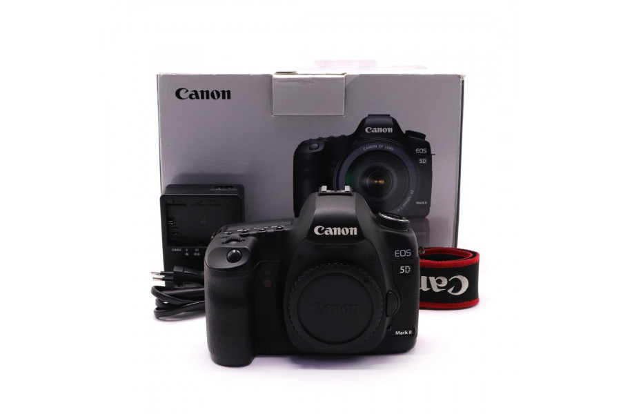 Canon EOS 5D Mark II body в упаковке (пробег 198000 кадров)