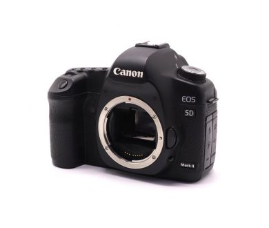 Canon EOS 5D Mark II body в упаковке (пробег 198000 кадров)