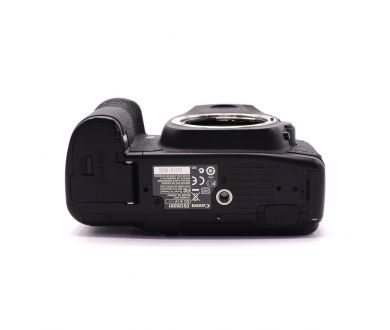 Canon EOS 5D Mark II body в упаковке (пробег 198000 кадров)