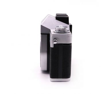 Зеркальный фотоаппарат Praktica LTL3 body