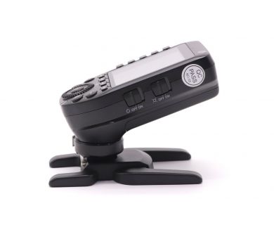 Радиосинхронизатор Godox XproII C для камер Canon в упаковке