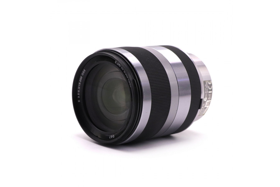 Объектив Sony 18-200mm f/3.5-6.3 E OSS (SEL18200) неисправный