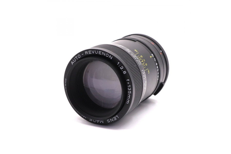 Мануальный телеобъектив Auto-Revuenon 135mm f/2.8