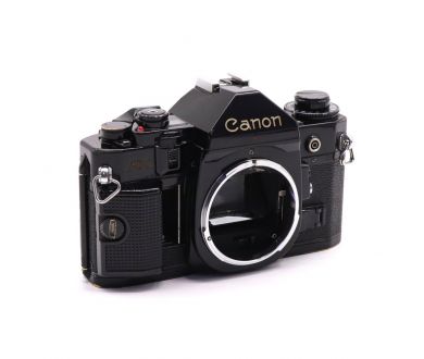 Зеркальная пленочная камера Canon A-1 body