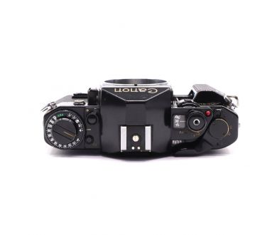 Зеркальная пленочная камера Canon A-1 body