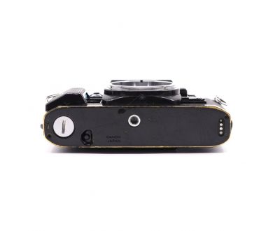 Зеркальная пленочная камера Canon A-1 body