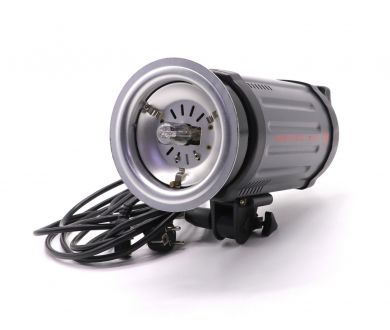 Студийный галогенный осветитель Falcon Eyes QL-500