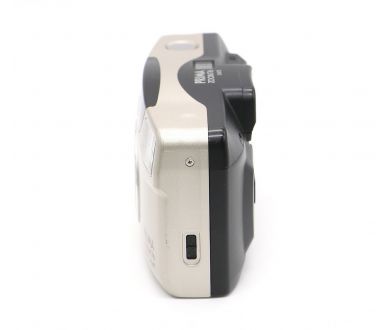 Плёночный фотоаппарат Canon Prima Zoom 76 Date