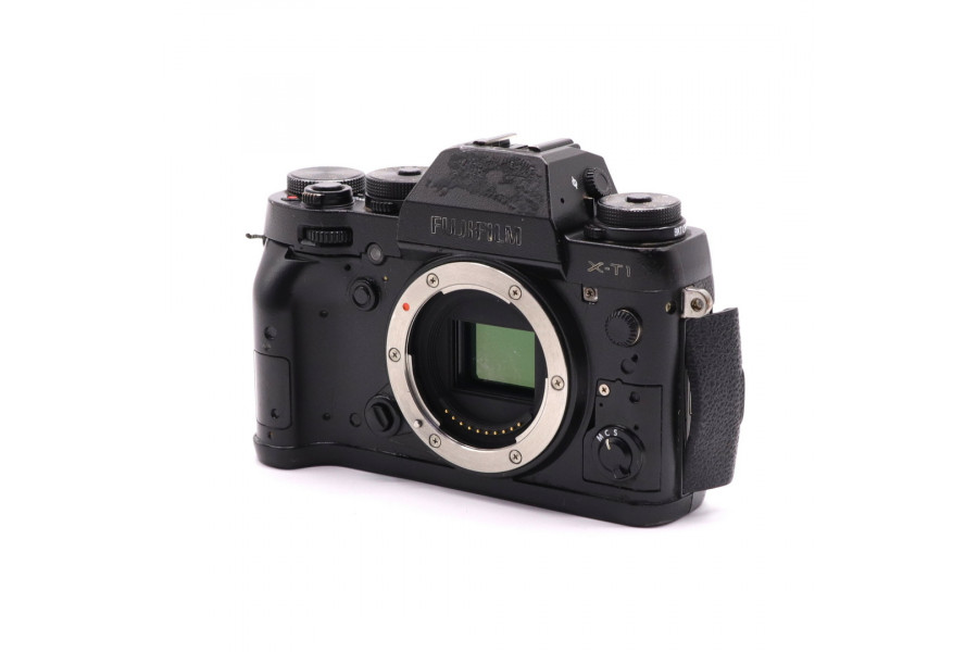 Фотоаппарат компактный Fujifilm X-T1 body black
