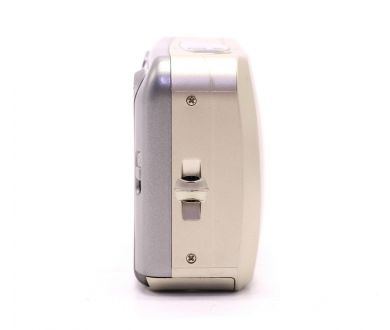 Плёночный винтажный фотоаппарат Praktica M60