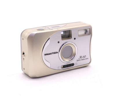 Плёночный винтажный фотоаппарат Praktica M60