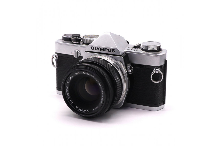 Плёночный фотоаппарат Olympus OM-1 kit (Япония)