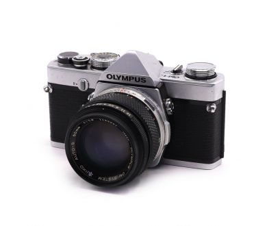 Плёночный фотоаппарат Olympus OM-1 kit (Япония)