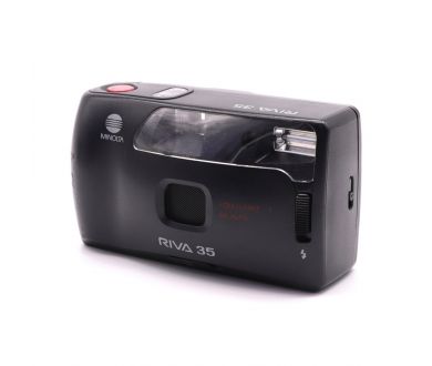 Компактная плёночная камера Minolta Riva 35