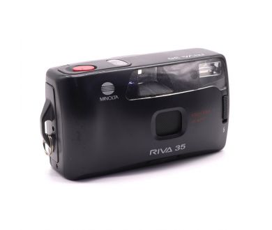 Компактная плёночная камера Minolta Riva 35