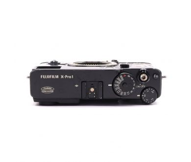 Фотоаппарат Fujifilm X-Pro1 body неисправный
