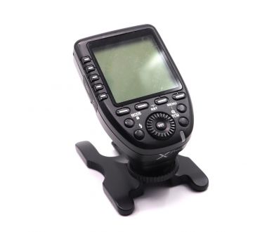 Беспроводной радиосинхронизатор Godox Xpro-S