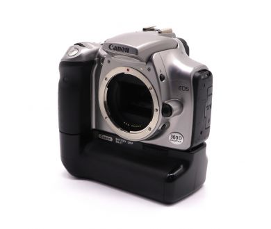 Камера Canon EOS 300D body + батарейная ручка BG-E1