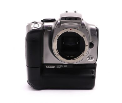 Камера Canon EOS 300D body + батарейная ручка BG-E1