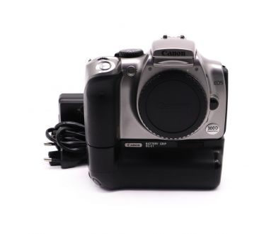 Камера Canon EOS 300D body + батарейная ручка BG-E1