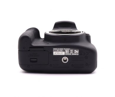 Canon EOS 1200D body в упаковке (пробег 20370 кадров)