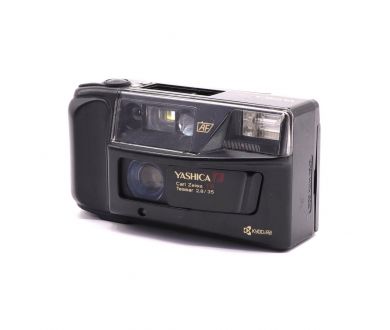 Плёночный фотоаппарат формата 35мм Yashica T3
