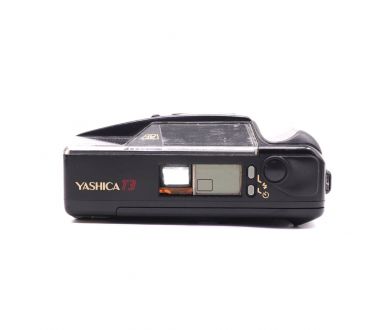 Плёночный фотоаппарат формата 35мм Yashica T3