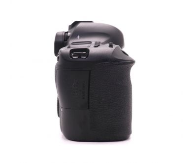 Камера Canon EOS 6D body (пробег 22085 кадров)