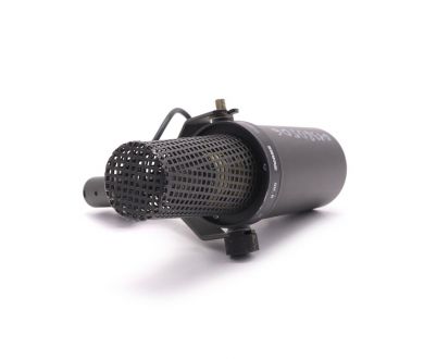 Микрофон динамический репортёрский Shure SM7B