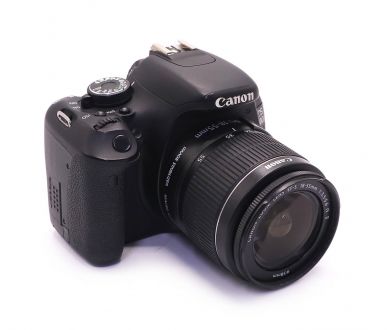 Камера Canon EOS 600D kit (пробег 32885 кадров)