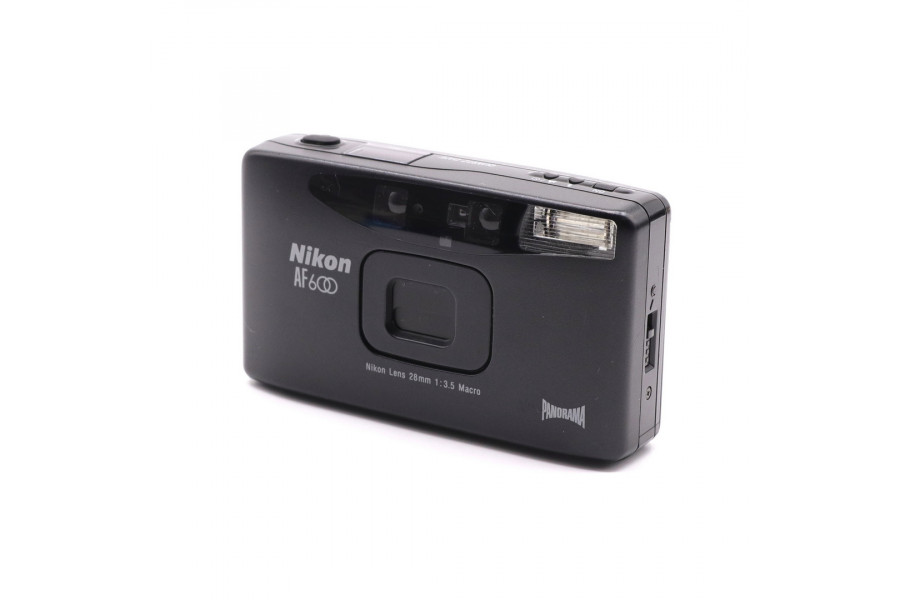 Плёночная компактная камера Nikon AF 600 Panorama