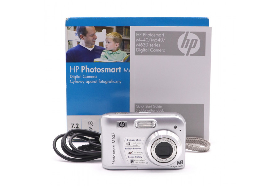 Компактная камера HP Photosmart M637 в упаковке