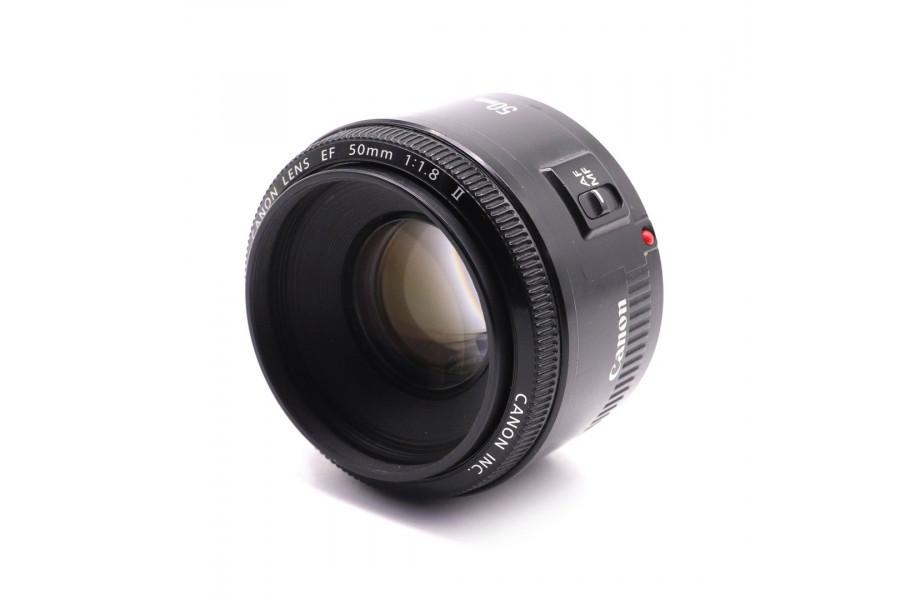 Фикс-объектив Canon EF 50mm f/1.8 II (Malaysia)