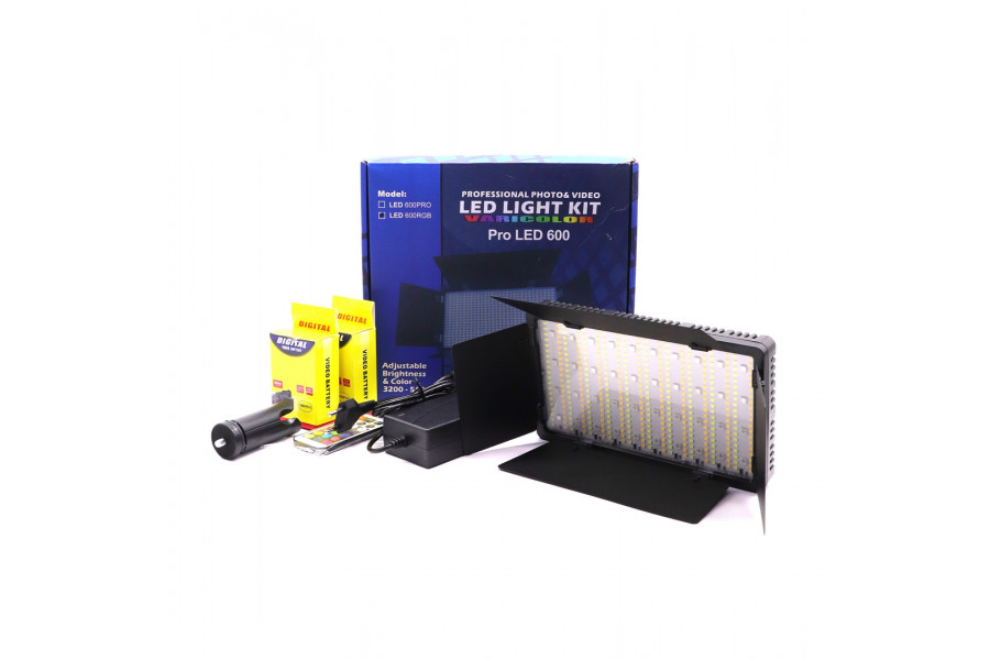 Видеосвет Led Light Kit Varicolor Rro Led 600 в упаковке