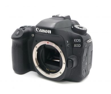 Камера Canon EOS 80D body (пробег 11730 кадров)