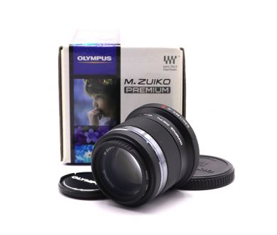 Светосильный Olympus M.Zuiko 45mm f/1.8 в упаковке