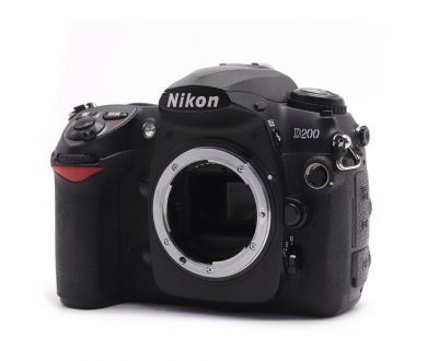 Фотокамера Nikon D200 body (пробег 19370 кадров)