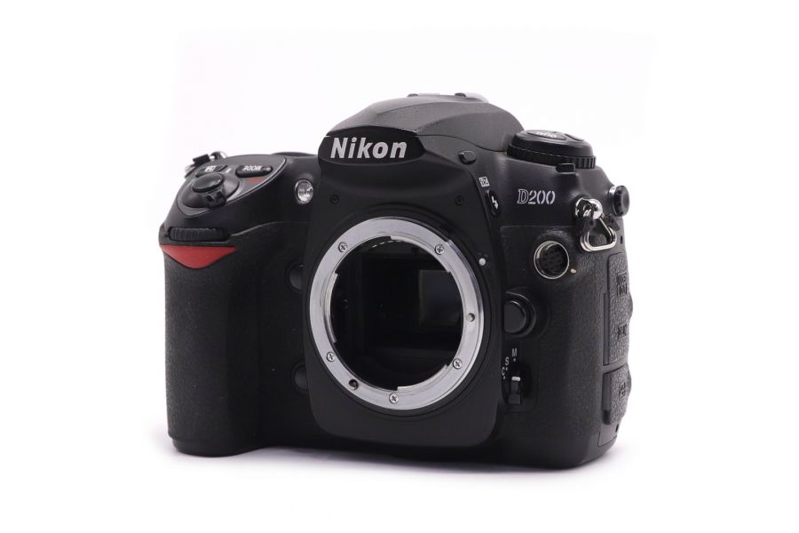 Фотокамера Nikon D200 body (пробег 19370 кадров)